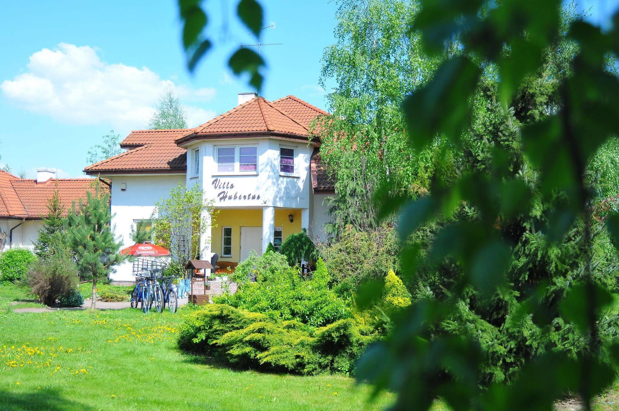 Hotel Villa Hubertus Kutno Extérieur photo